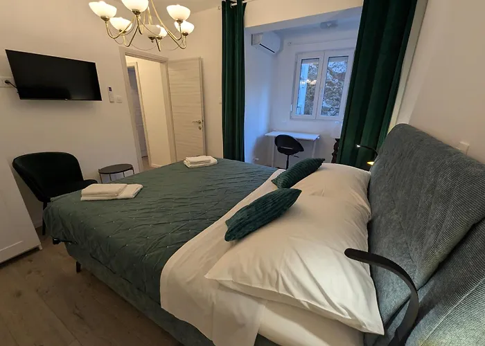 Freya Apartment *