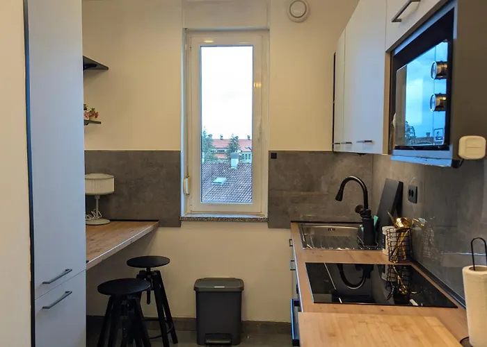 Freya Apartment